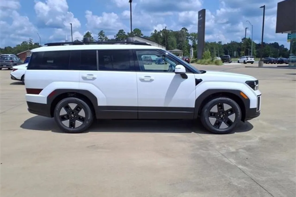 2026 Hyundai Santa Fe SEL photo 1