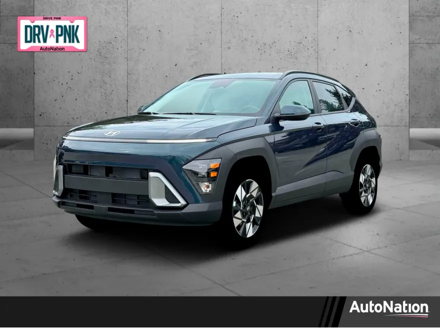 2025 Hyundai Kona SEL photo 1