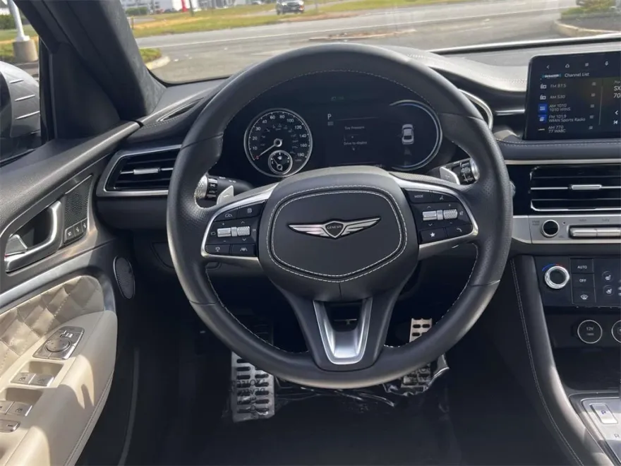 2025 Genesis G70 3.3T Sport Advanced photo 13