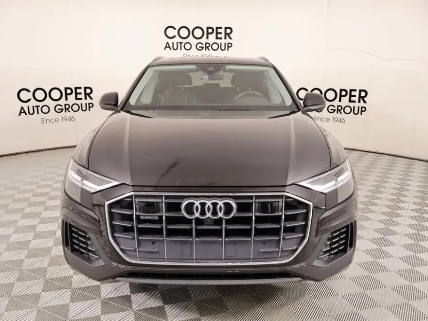 2022 Audi Q8 55 Premium Plus photo 1