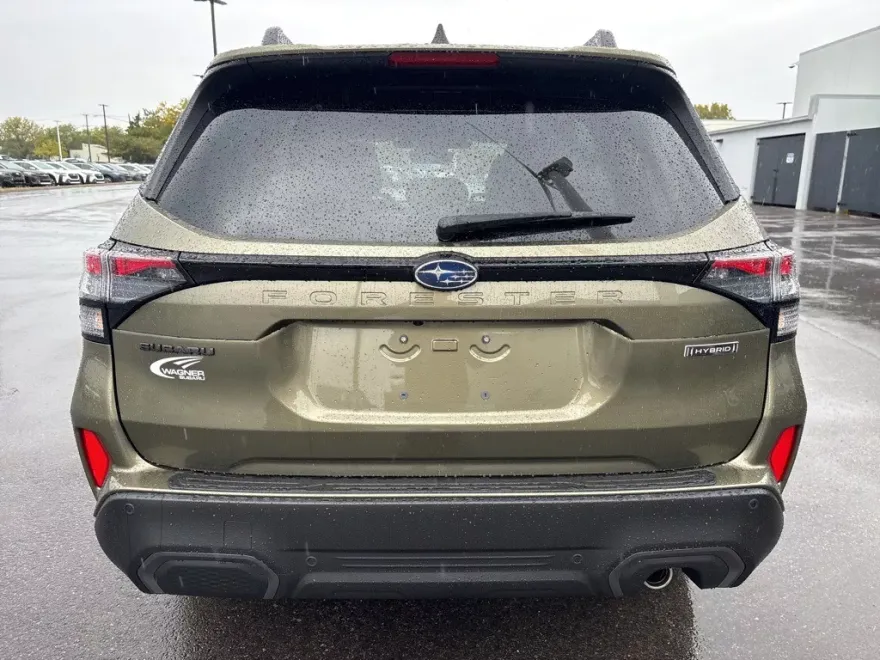 2025 Subaru Forester Limited photo 1