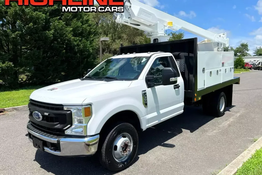 2020 Ford F-350 XLT photo 1