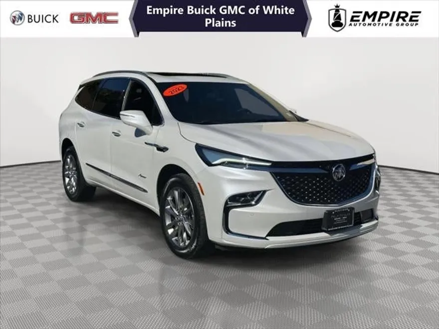2023 Buick Enclave Avenir photo 1