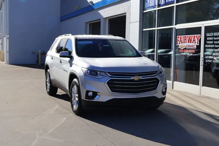 2020 Chevrolet Traverse Cloth photo 1