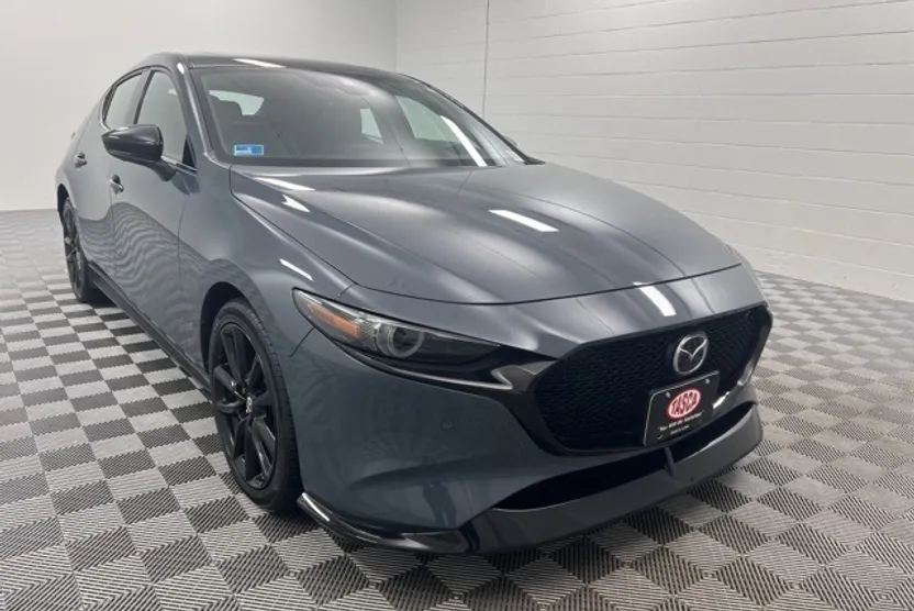 2021 Mazda Mazda3 Premium Plus photo 1