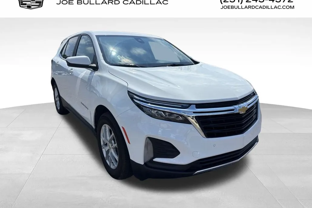 2023 Chevrolet Equinox LT photo 1