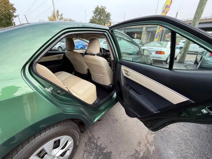 2015 Toyota Corolla LE Eco photo 1