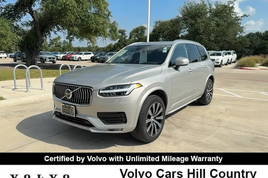 2023 Volvo XC90 B5 AWD Core photo 1