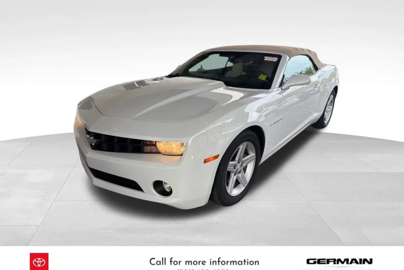 2011 Chevrolet Camaro 1LT photo 1