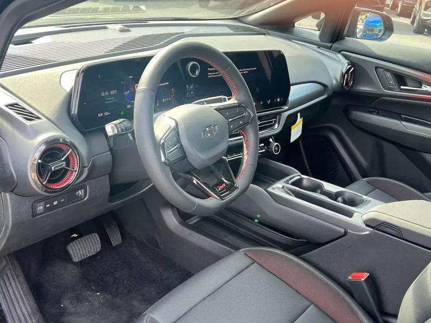2025 Chevrolet Equinox EV 3RS photo 1