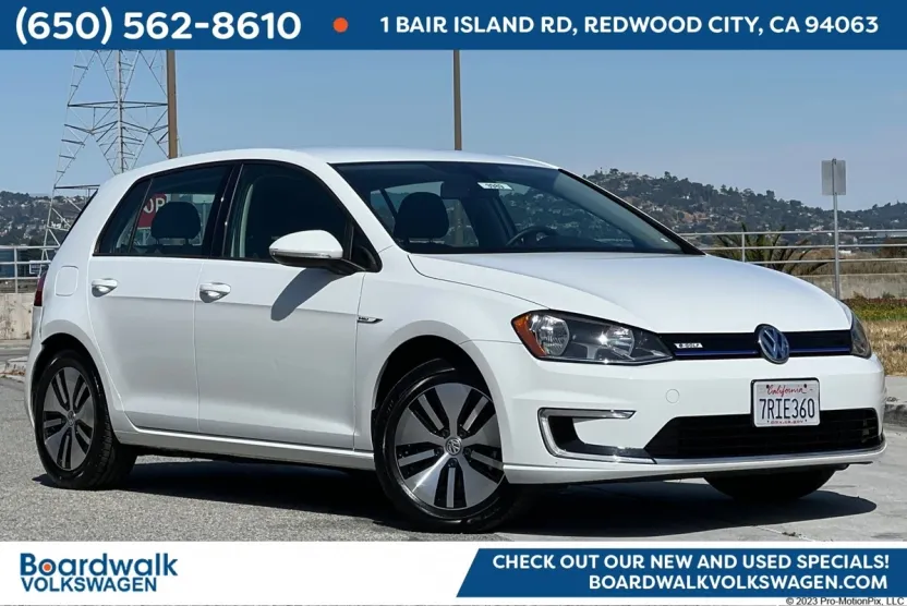 2016 Volkswagen e-Golf SE photo 1