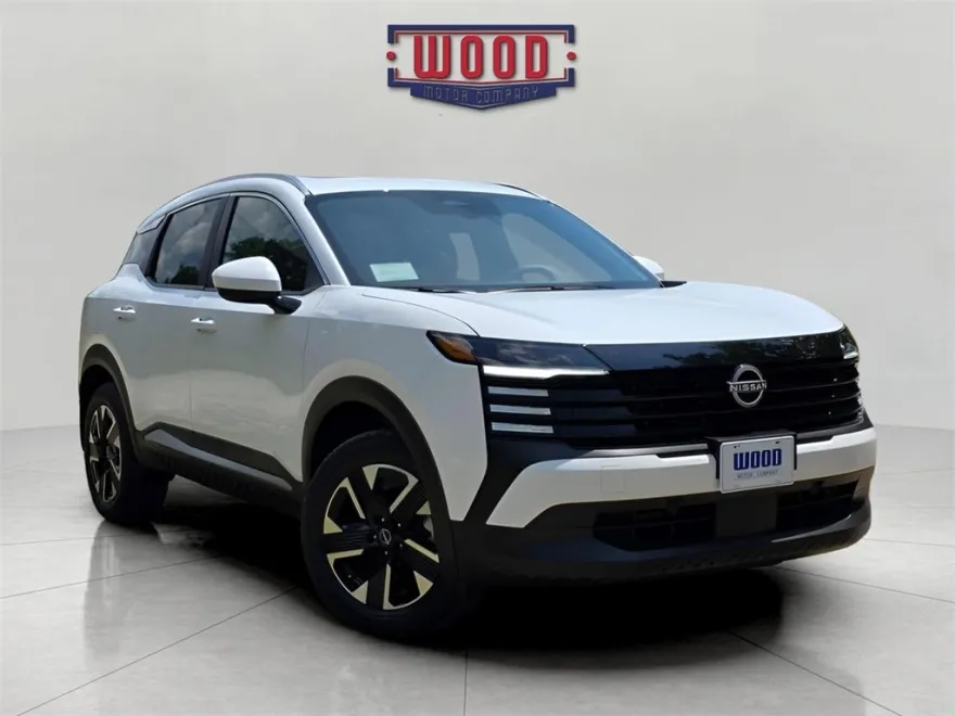2025 Nissan Kicks SV photo 1