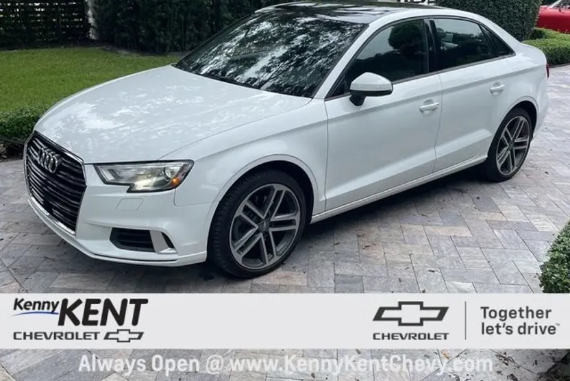 2018 Audi A3 2.0T Premium photo 1