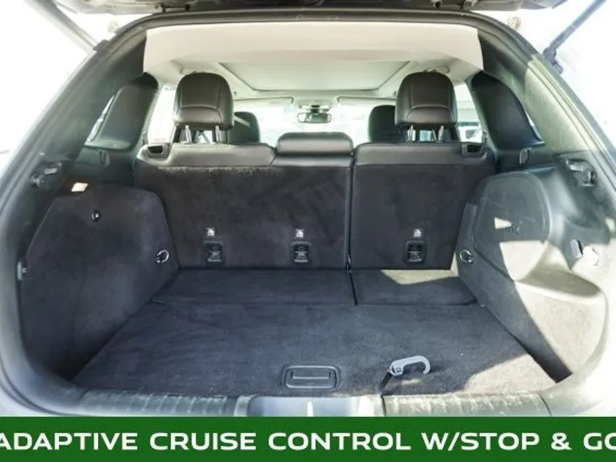 2019 Jeep Cherokee Limited photo 1