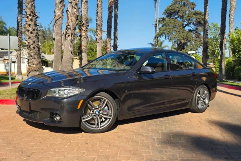 2014 Bmw 550i 5-Series photo 1
