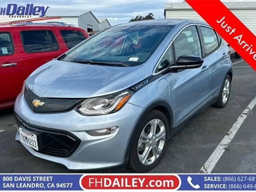 2017 Chevrolet Bolt EV photo 1