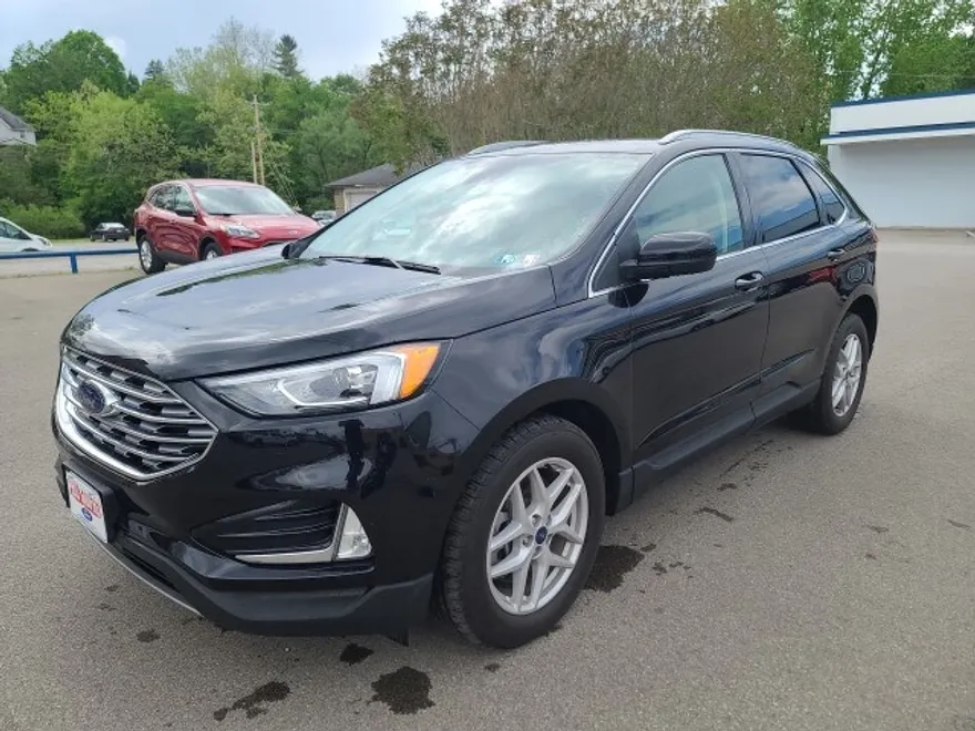 2021 Ford Edge SEL photo 1