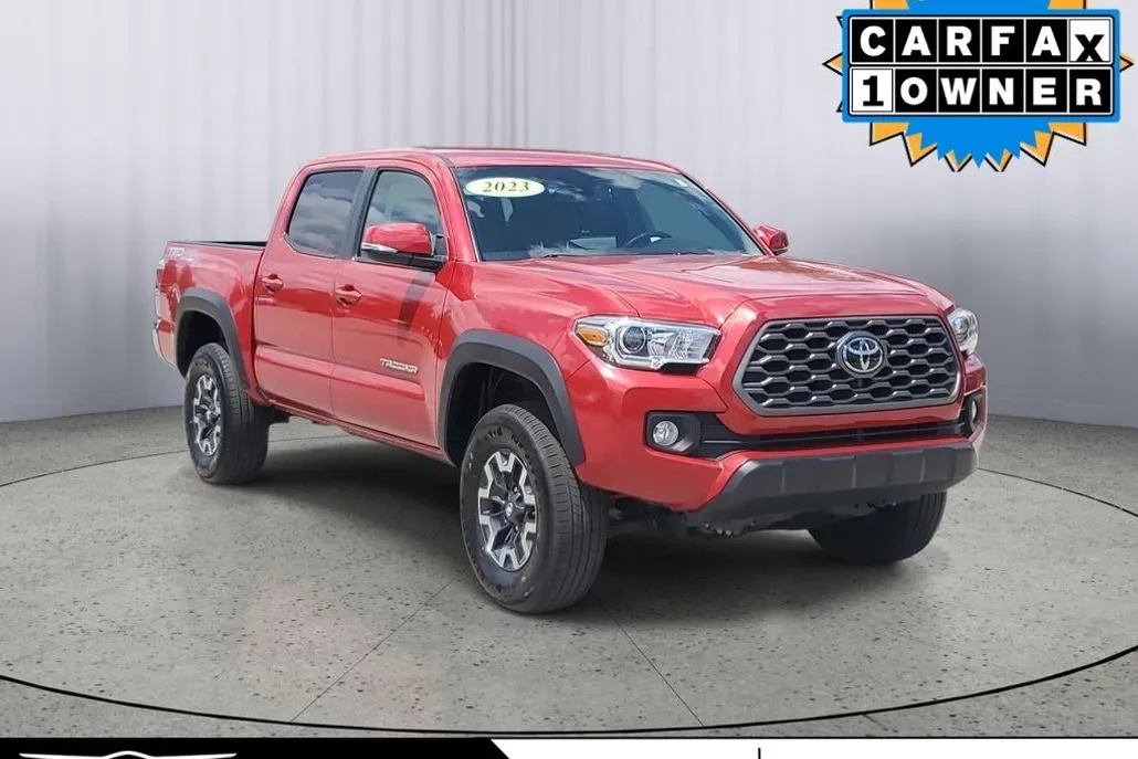 2023 Toyota Tacoma TRD photo 1