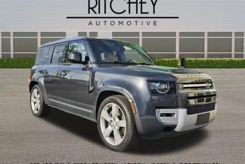 2024 Land Rover Defender 110 SE photo 1