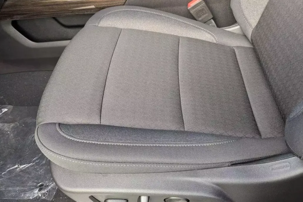 2025 Chevrolet Silverado 1500 LT photo 1