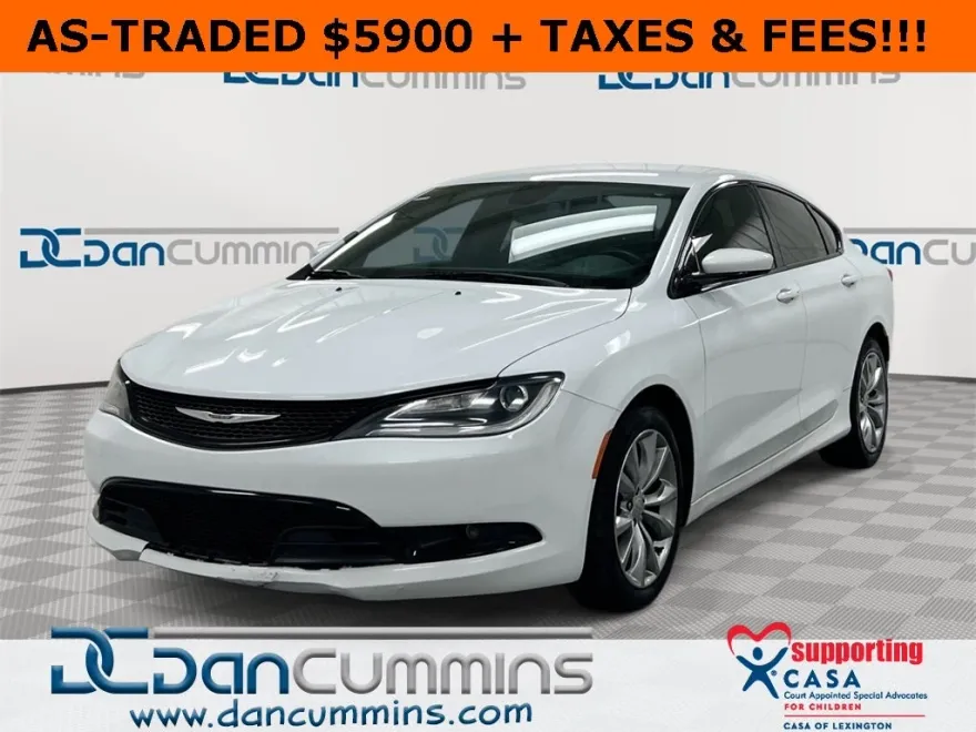 2016 Chrysler 200 S photo 1