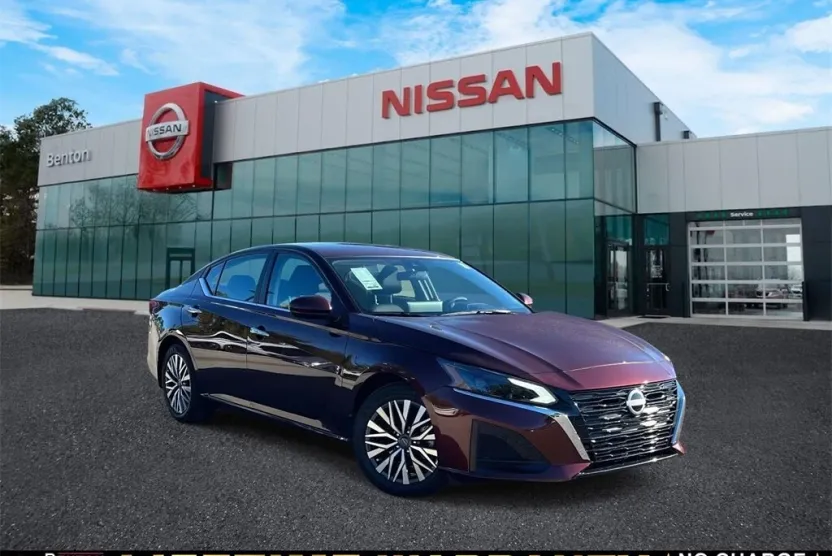 2025 Nissan Altima SV photo 1