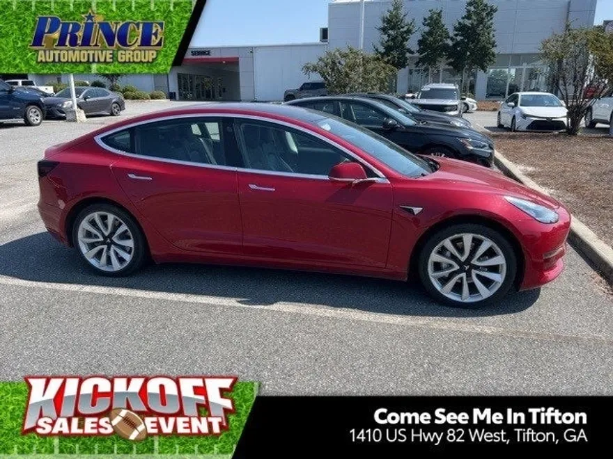 2018 Tesla Model 3 Long Range photo 1