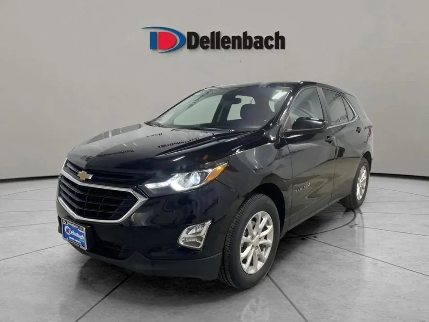 2021 Chevrolet Equinox LT photo 1