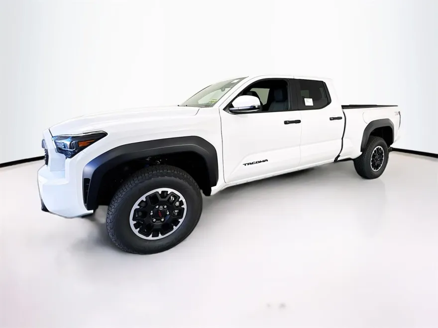 2025 Toyota Tacoma TRD Off-Road Double Cab photo 1