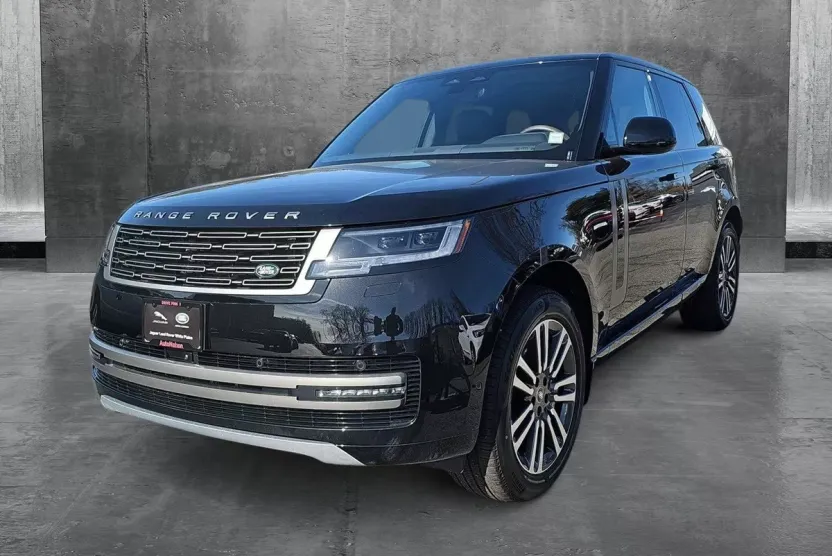 2025 Land Rover Range Rover SE photo 1
