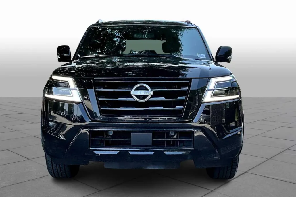 2023 Nissan Armada SL photo 1
