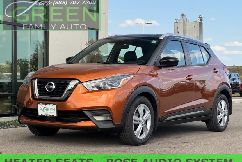 2020 Nissan Kicks SR photo 1