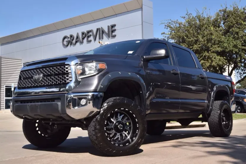 2019 Toyota Tundra SR5 Grade photo 1