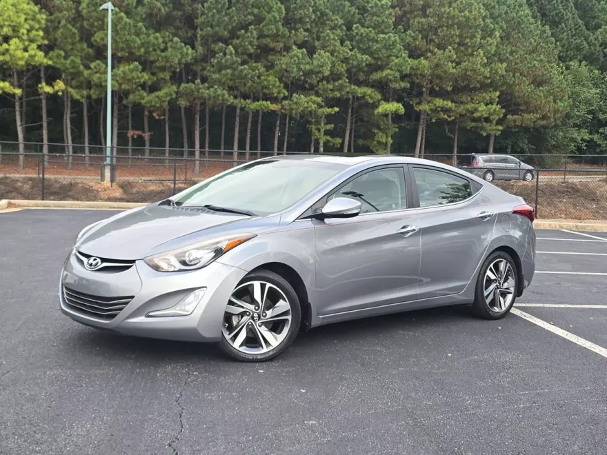2015 Hyundai Elantra Limited photo 1