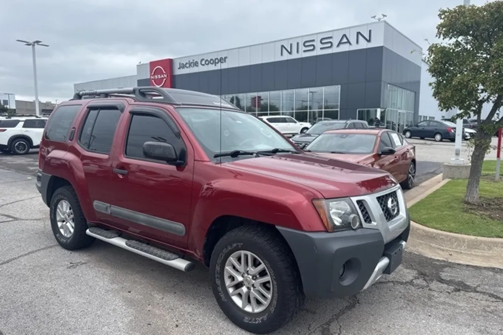 2015 Nissan Xterra S photo 1