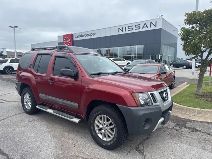 2015 Nissan Xterra S photo 1