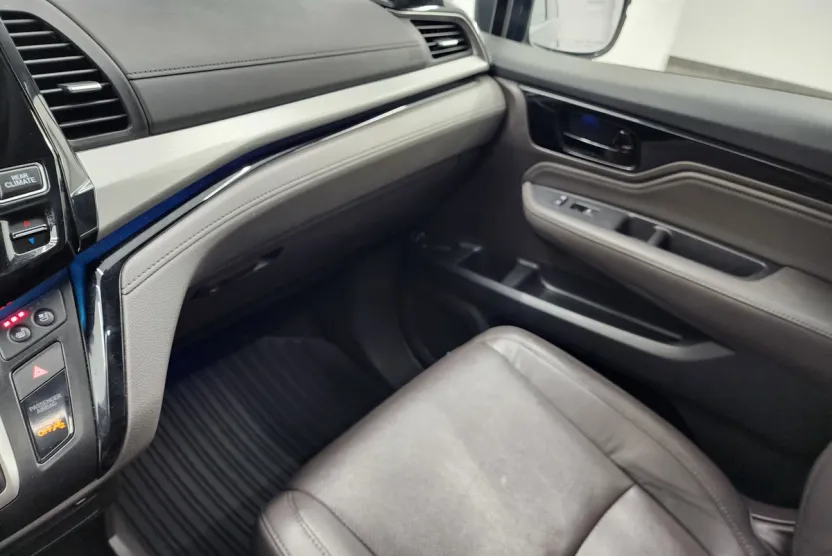 2019 Honda Odyssey Elite photo 1