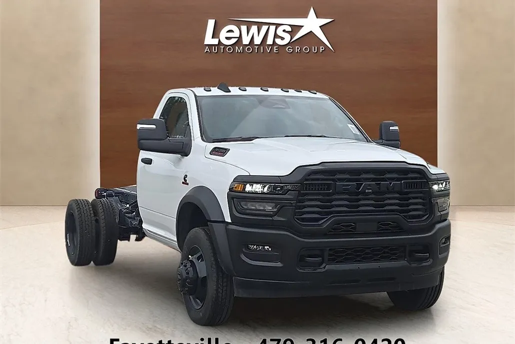 2025 Ram 4500 Tradesman photo 1