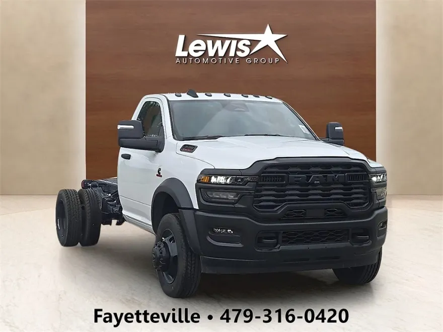 2025 Ram 4500 Tradesman photo 1