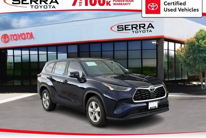 2023 Toyota Highlander L photo 1