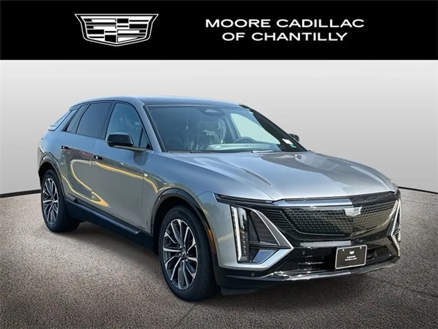 2025 Cadillac Lyriq Sport photo 1
