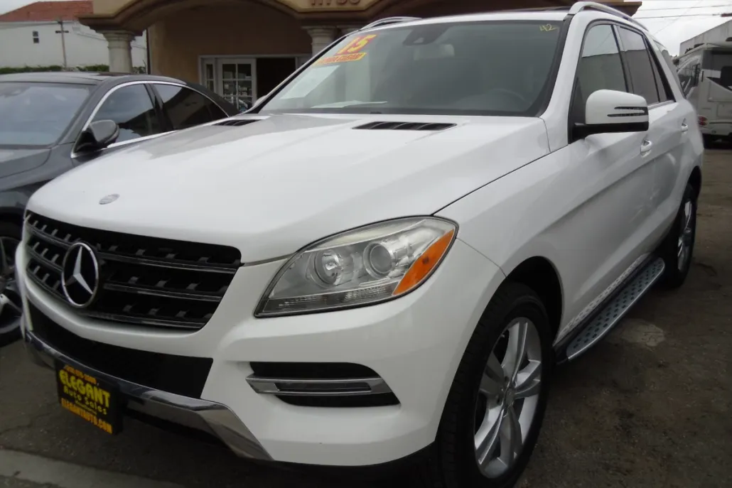 2015 Mercedes Benz ML 4MATIC 350 photo 1