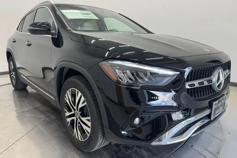 2025 Mercedes Benz GLA 250 photo 1
