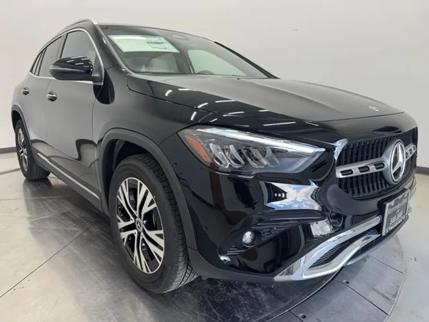 2025 Mercedes Benz GLA 250 photo 1