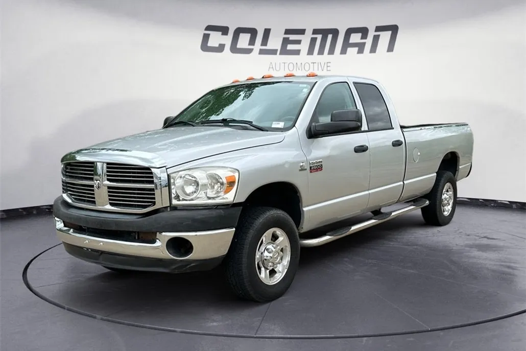 2009 Dodge Ram SLT photo 1