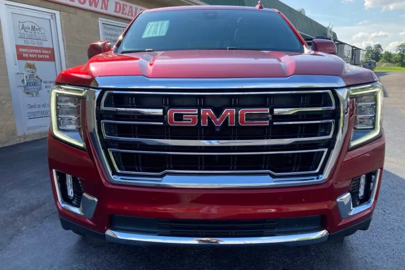 2021 Gmc Yukon SLT photo 1