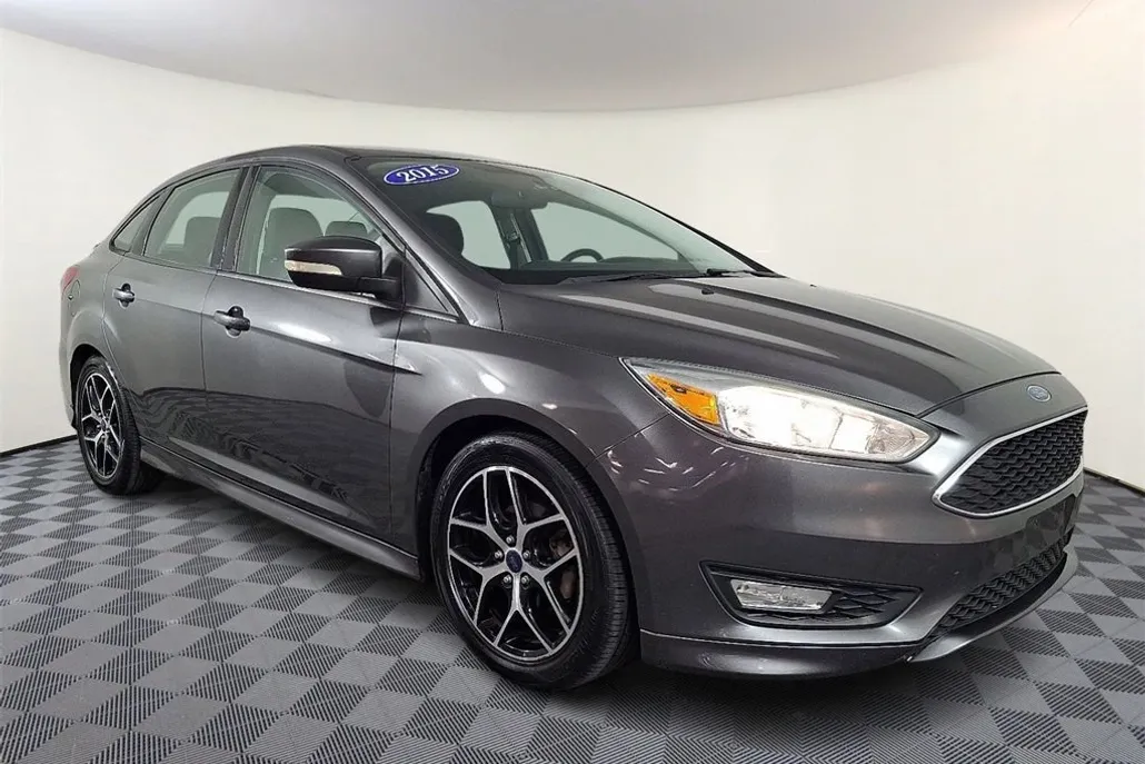 2015 Ford Focus SE photo 1