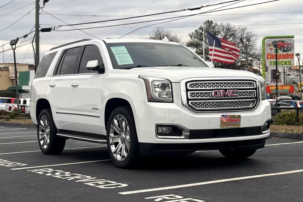 2016 Gmc Yukon SLT photo 1