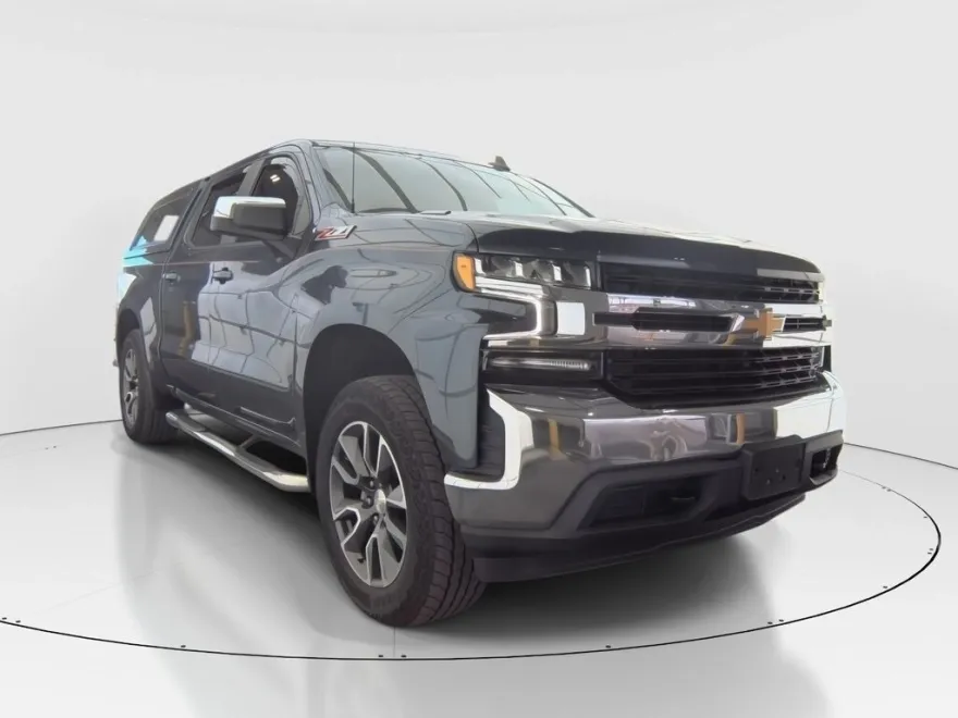2020 Chevrolet Silverado 1500 LT photo 1