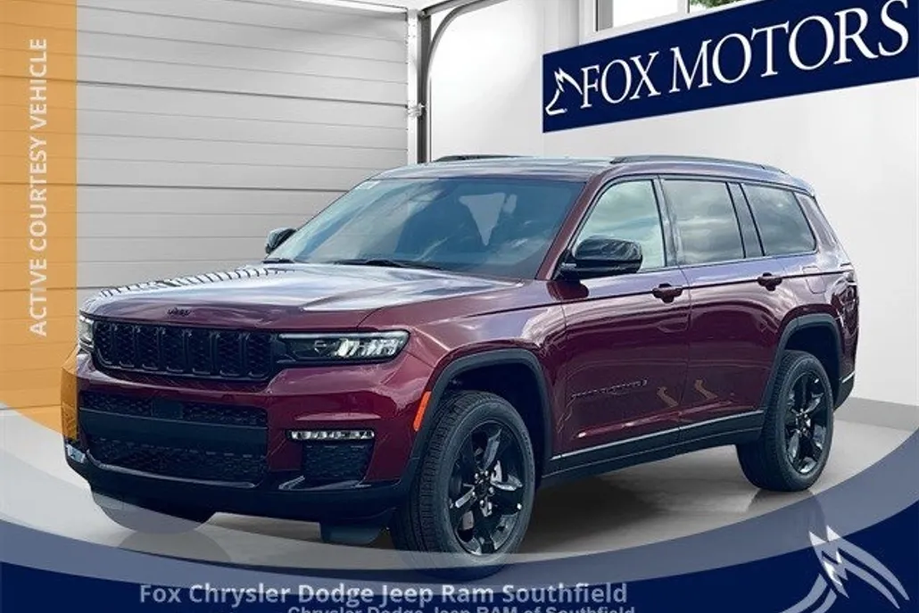 2025 Jeep Grand Cherokee Limited photo 1